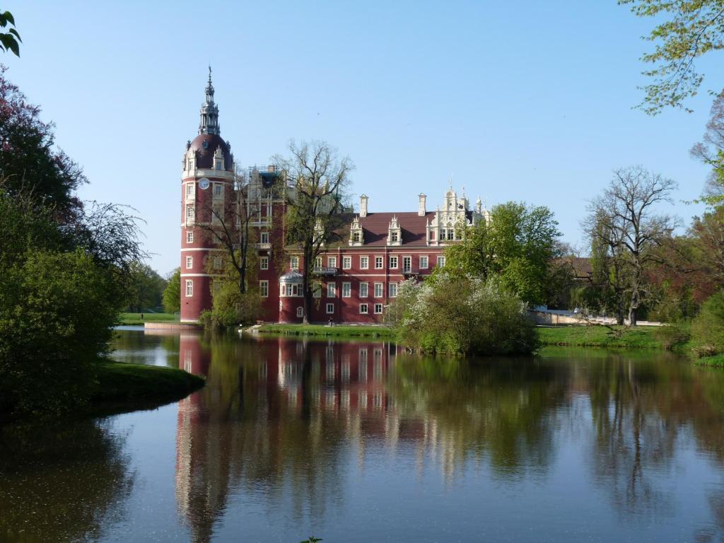 Hotel Kristall Weisswasser Exterior foto